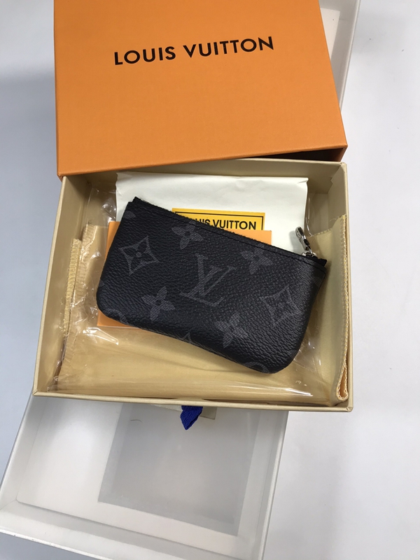 LVコピーウォレット背面デザイン